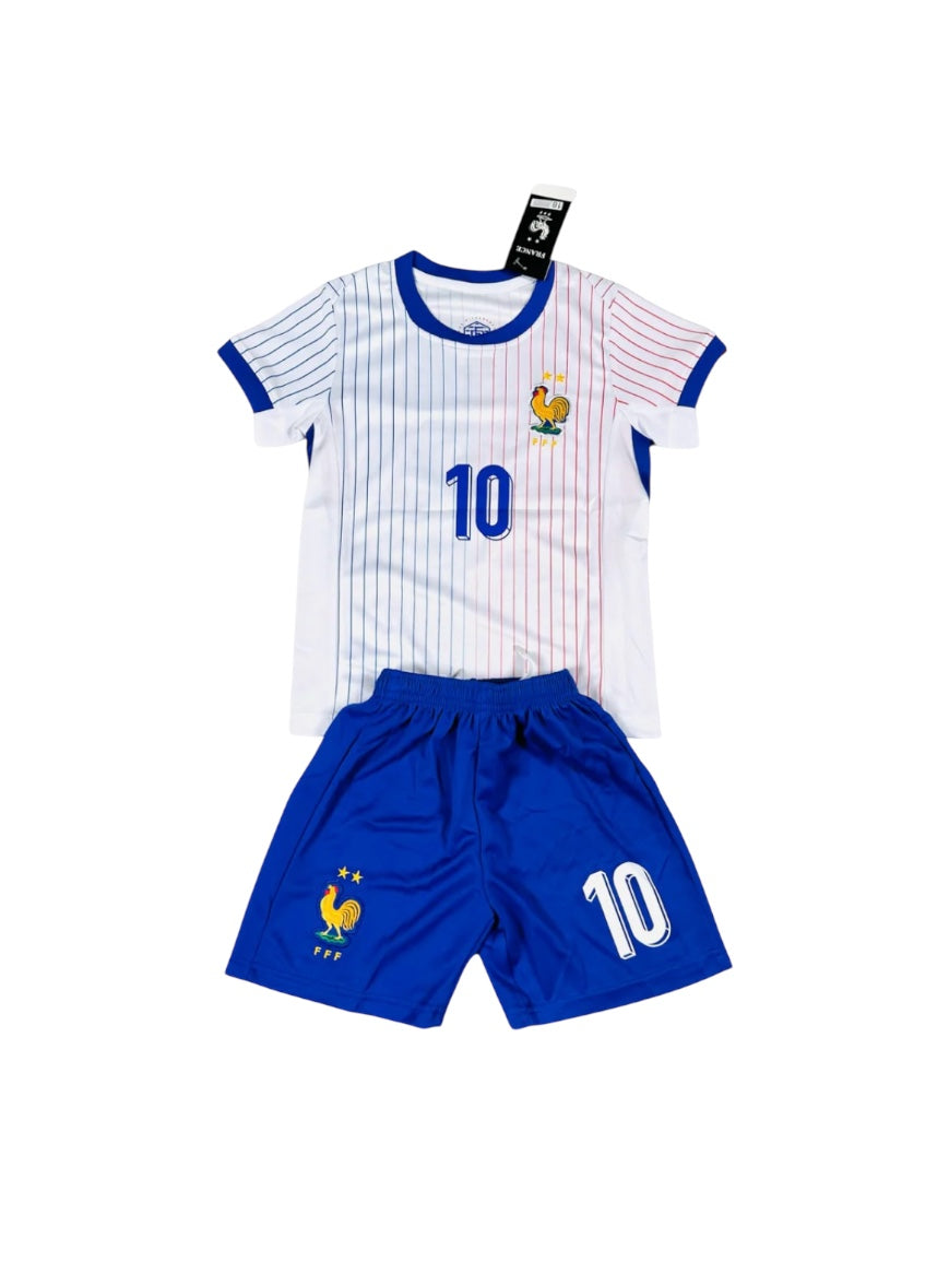 France away youth soccer set - Mbappe